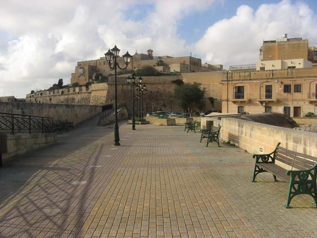 Valletta Gateway Maisonette Apartment Ngoại thất bức ảnh