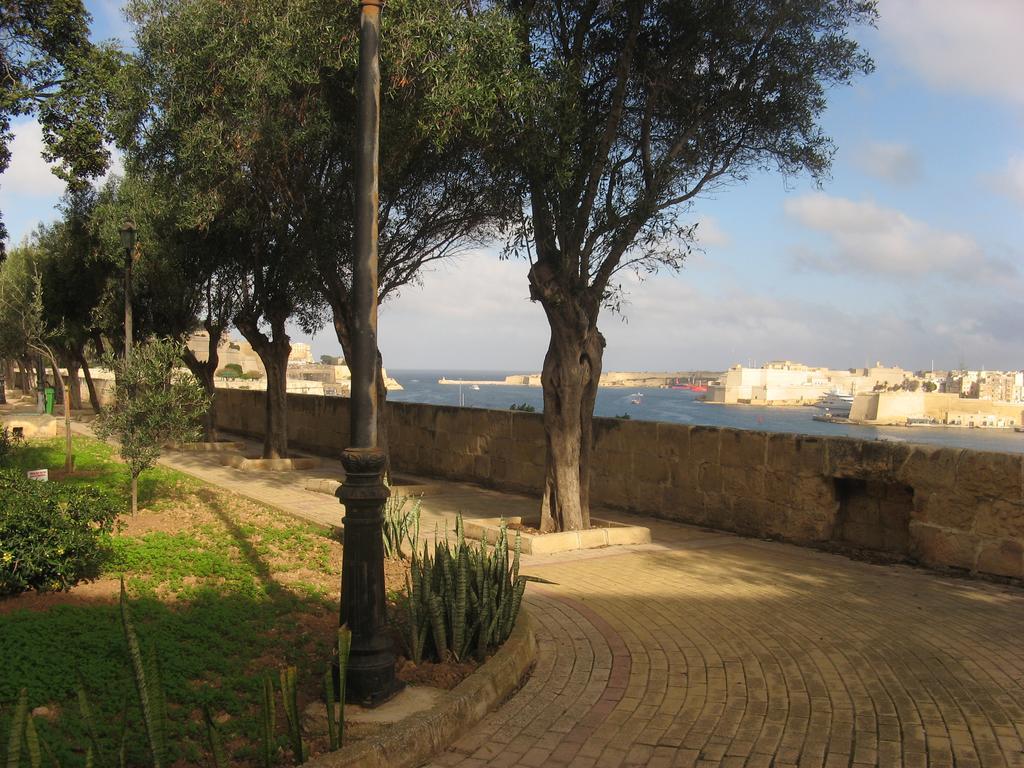 Valletta Gateway Maisonette Apartment Ngoại thất bức ảnh